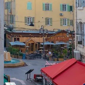 *appartement Climatise Au Coeur Du Vieux Port* Apartamento